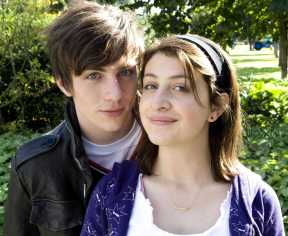 Angus, thongs and perfect snogging